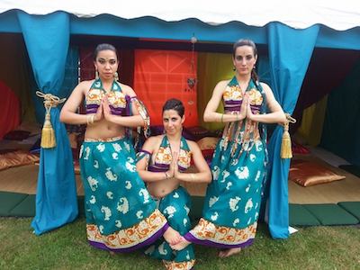 Bollywood Themafeest danseressen